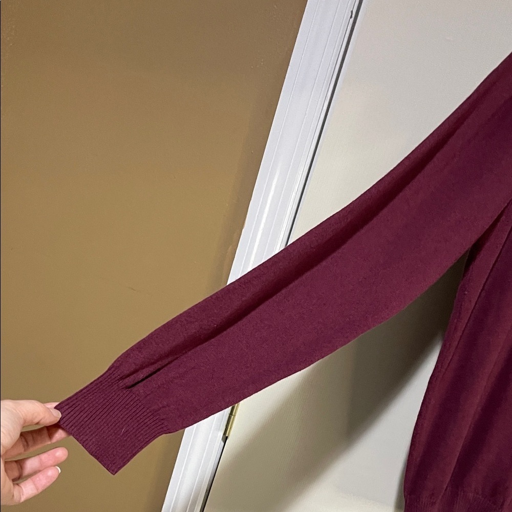 NWOT Neiman Marcus Men's Burgundy Crewneck Long Sleeve Sweater SZ Large - Picture 5 of 9